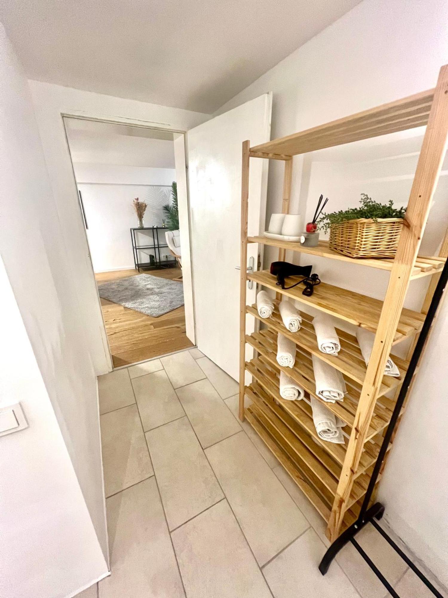Gemuetliche Souterrain Wohnung Neben Der Universitaetsklinik In Homburg Eksteriør bilde
